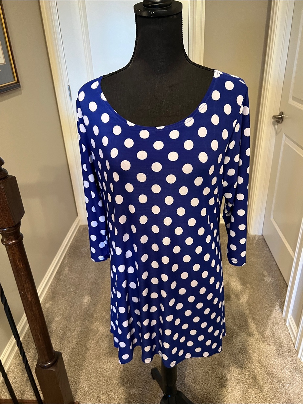Women’s Royal Blue Polka Dot Scoop Neck Tunic Size 1X